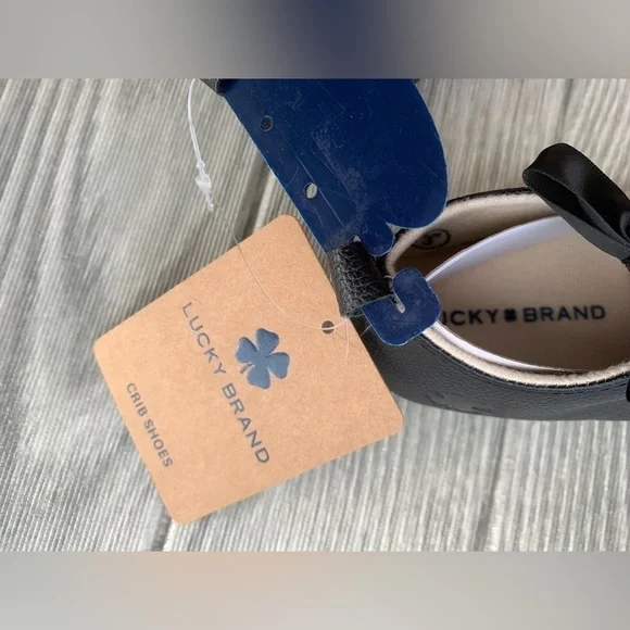 Lucky Brand Crib Shoes Black Bow 6-9 Months Size 3 Baby Girl - Picture 7 of 10